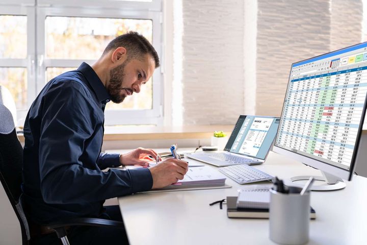 Explore Bookkeeping Software: Complete Guide, Basics, Tips, Insights & Key Information