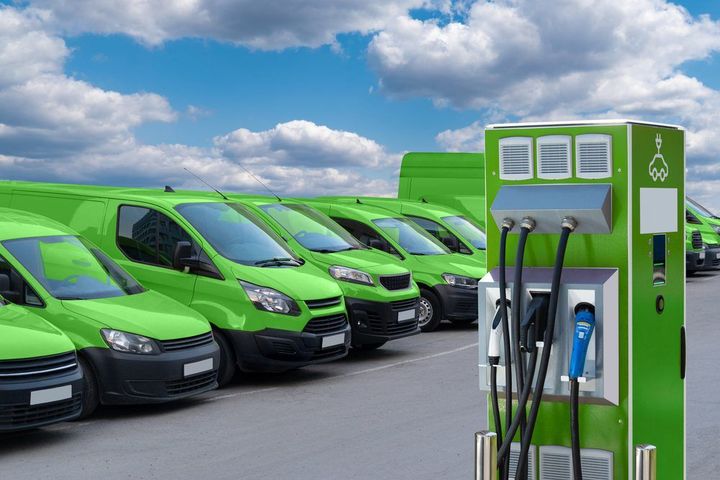 Explore EV Fleet Management: Guide, Tips, Insights, Basics, and Operational Knowledge