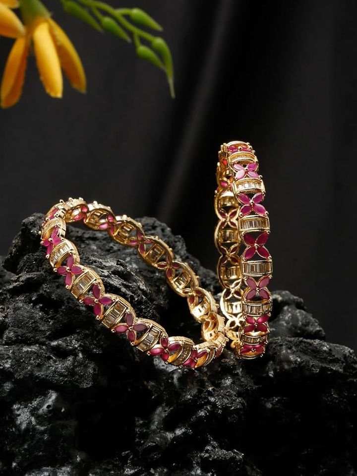 Explore Antique Jewelry: A Complete Guide with History, Facts, and Expert Insights